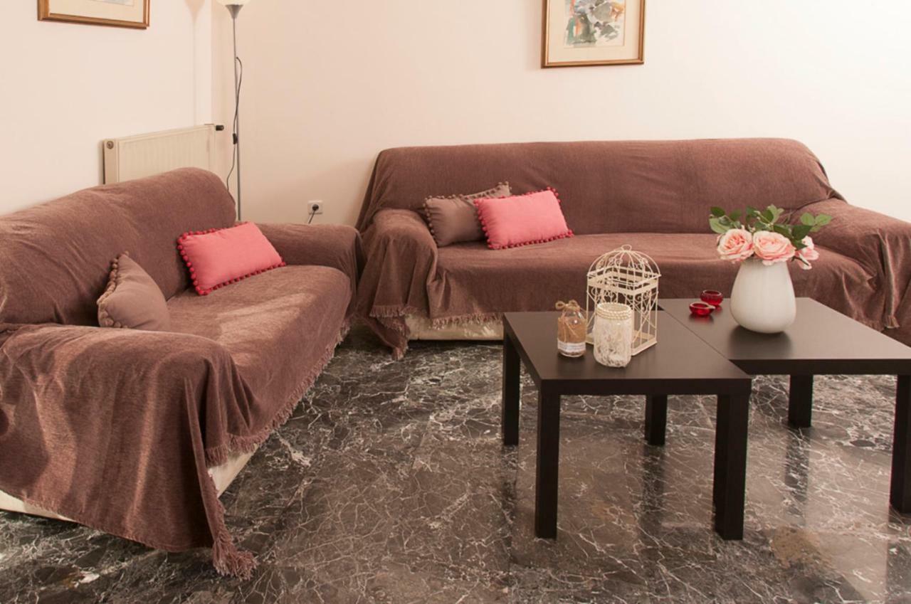 칼라마타 Relaxing Appt. Into The Heart Of Historical Center 아파트 외부 사진